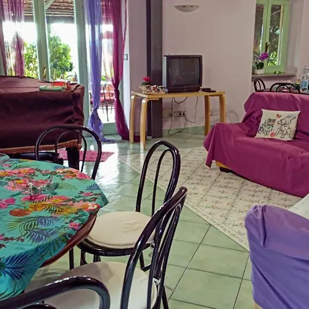 The Secret Garden - Casa Di Elena Apartment *